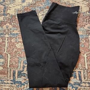 Alphalete surface leggings, black size M